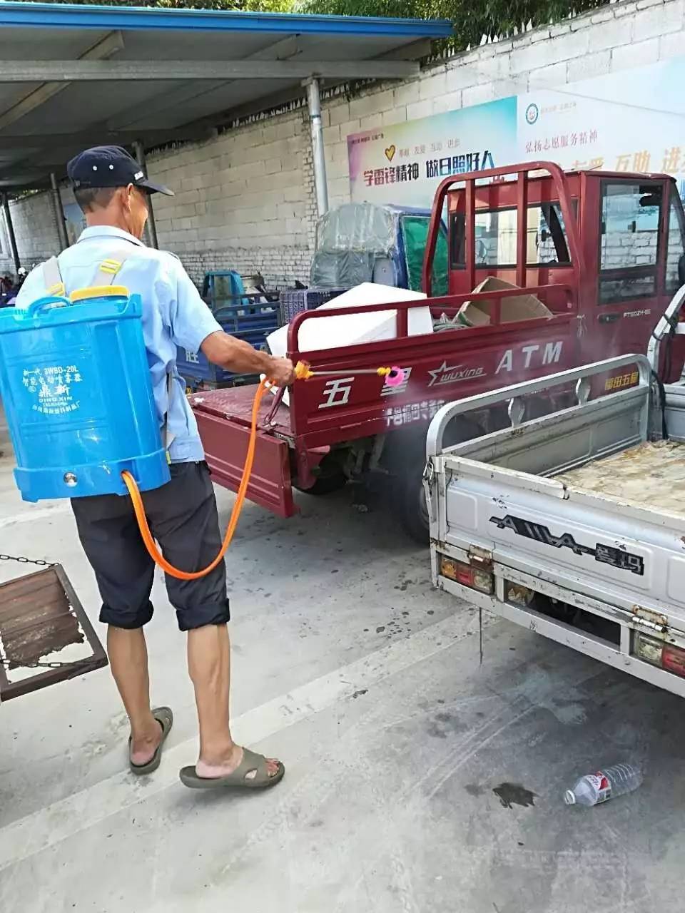 秦楼街道:“除四害”消杀活动进行中